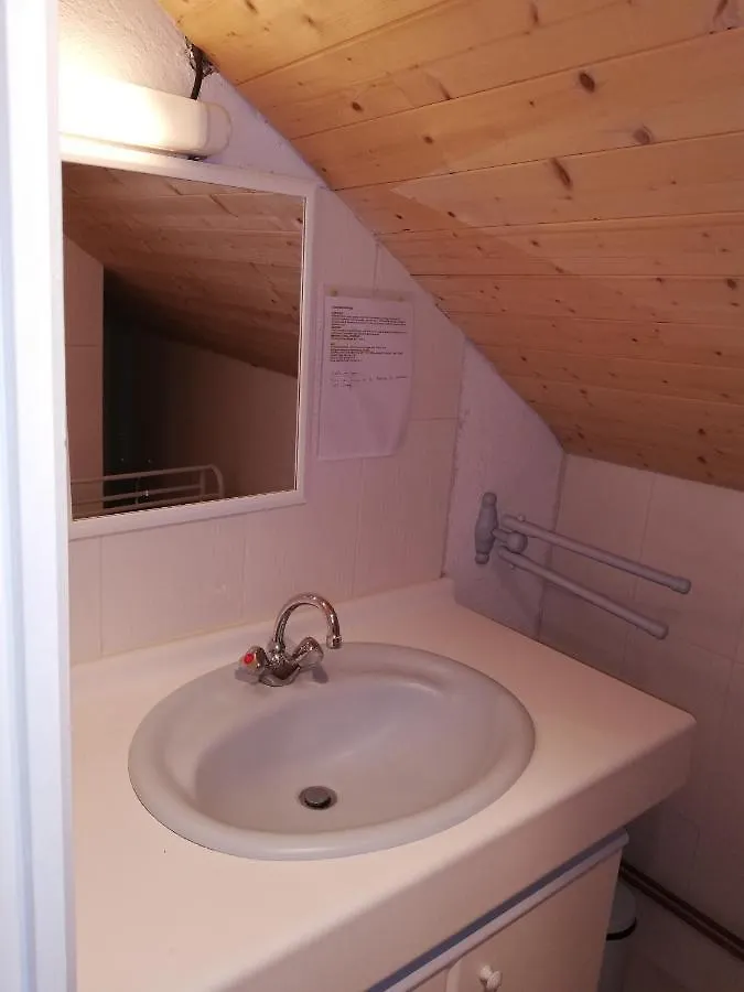 Holiday home Grand Gite 14 Personnes ,Cour ,Salle De Jeux, Proche Du Village , Commerces Murat  France