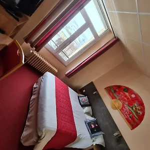 Du Cantal Hotel